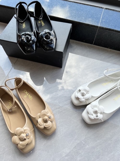 Chanel Women's Ballet Flats with Camellia Accent - Classic Style & Comfort 2 Chanel Women's Ballet Flats with Camellia Accent - Classic Style & Comfort