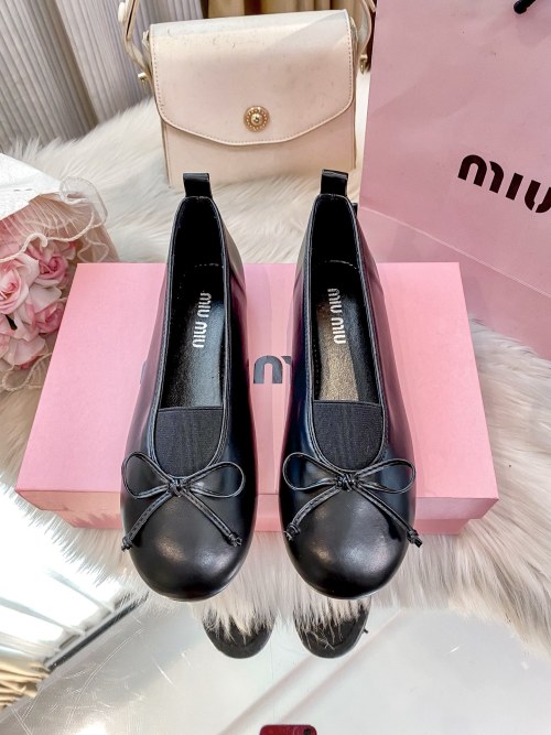 Miu Miu Women's Ballet Flats with Bow Detail - Classic & Comfortable 1 Miu Miu Women's Ballet Flats with Bow Detail - Classic & Comfortable