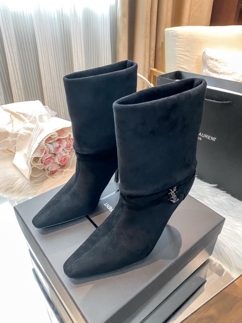 Yves Saint Laurent Suede Ankle Boots - Chic Style, Comfortable Fit (Size 35-41) 1 Yves Saint Laurent Suede Ankle Boots - Chic Style, Comfortable Fit (Size 35-41)