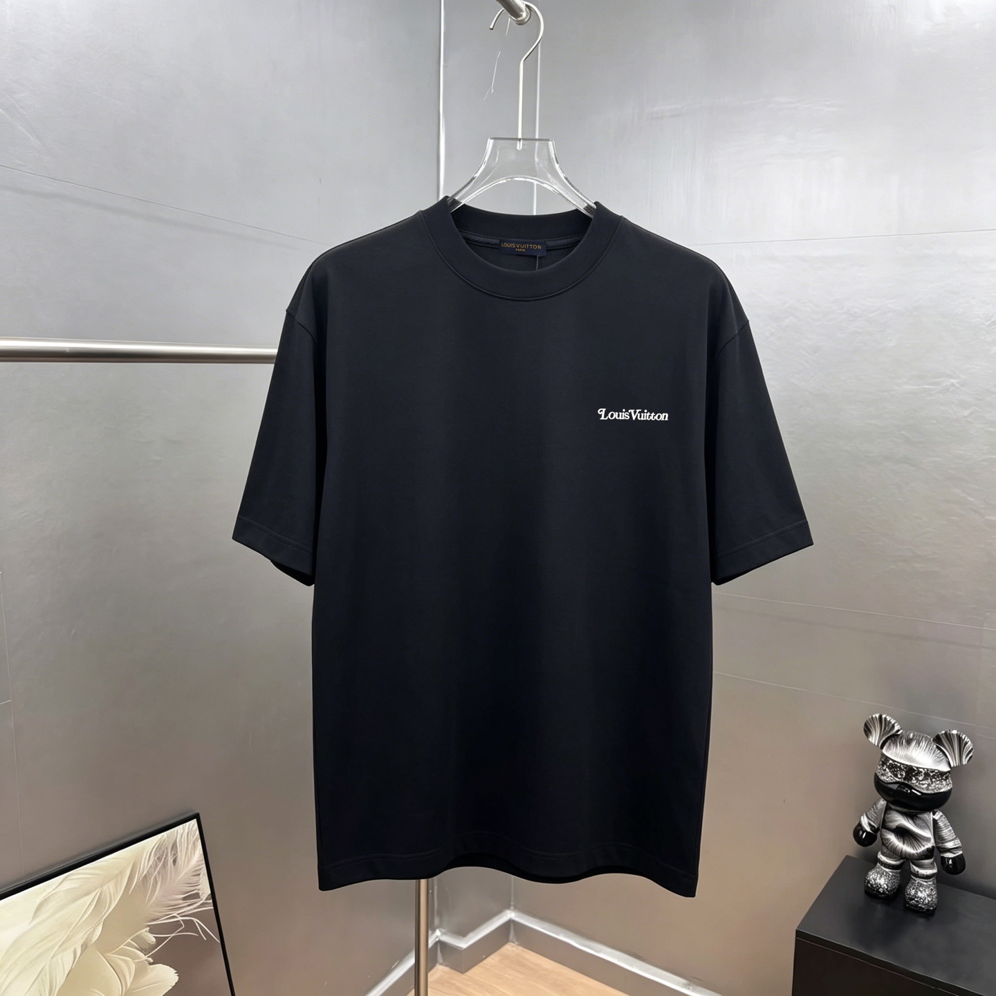 P85 1v～ Lv Louis delantero y trasero placa gruesa con goteo de pegamento 《Diferencia de tela de mercado》 Camiseta de ma…