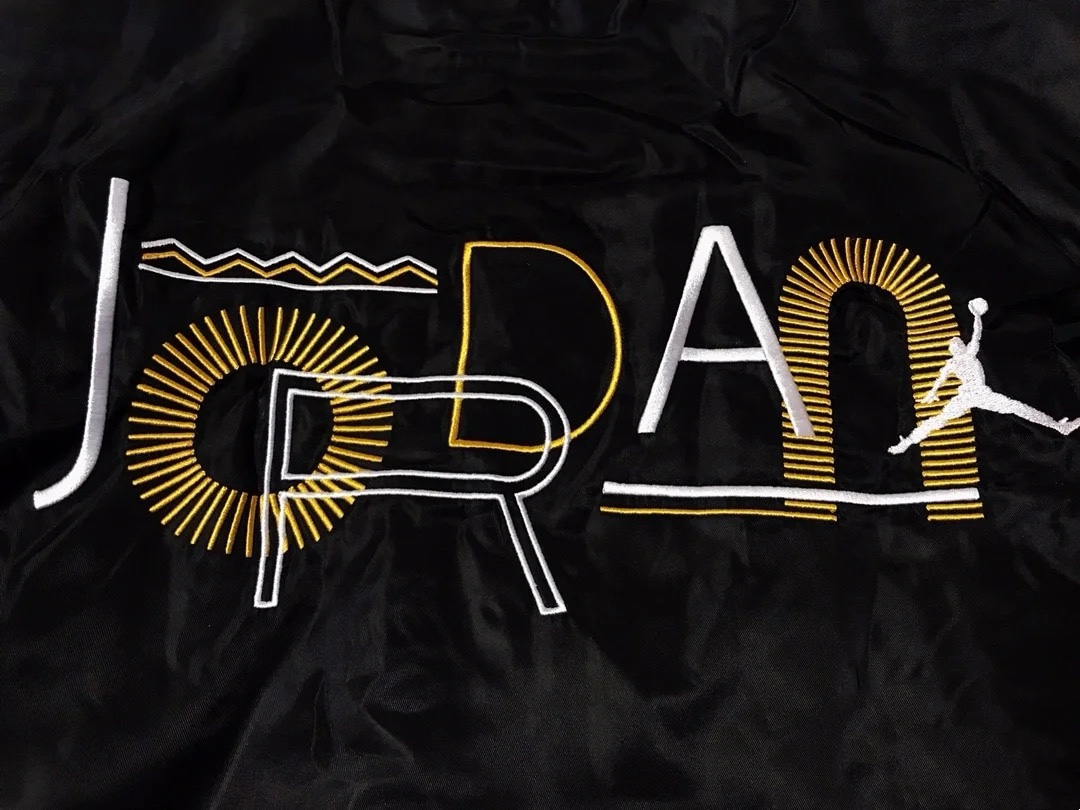 High-Quality Cotton Winter Jackets by Jordan with Shaving-Resistant, Waterproof Features - 图片 4