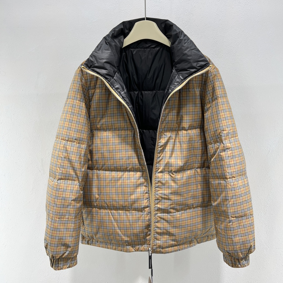 羽绒服-。 BBR细格双面穿立领羽绒服外套!高端双面羽绒,搭配Vintage格纹配色!格子面全衣定位对格