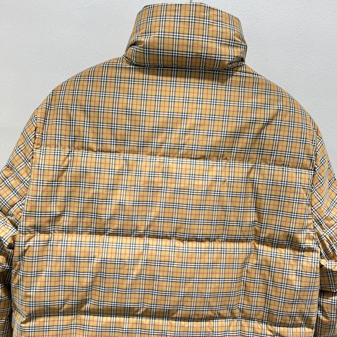 羽绒服-。 BBR细格双面穿立领羽绒服外套!高端双面羽绒,搭配Vintage格纹配色!格子面全衣定位对格