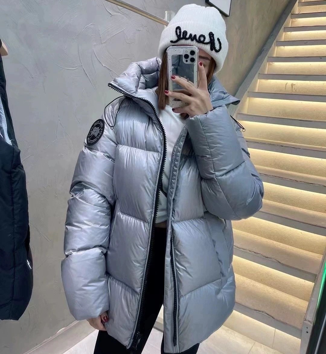 羽绒服-。 加拿大鹅 Crofton男女同款黑标羽绒服这款日常穿搭常备单品采用我们的可持续 Feathe