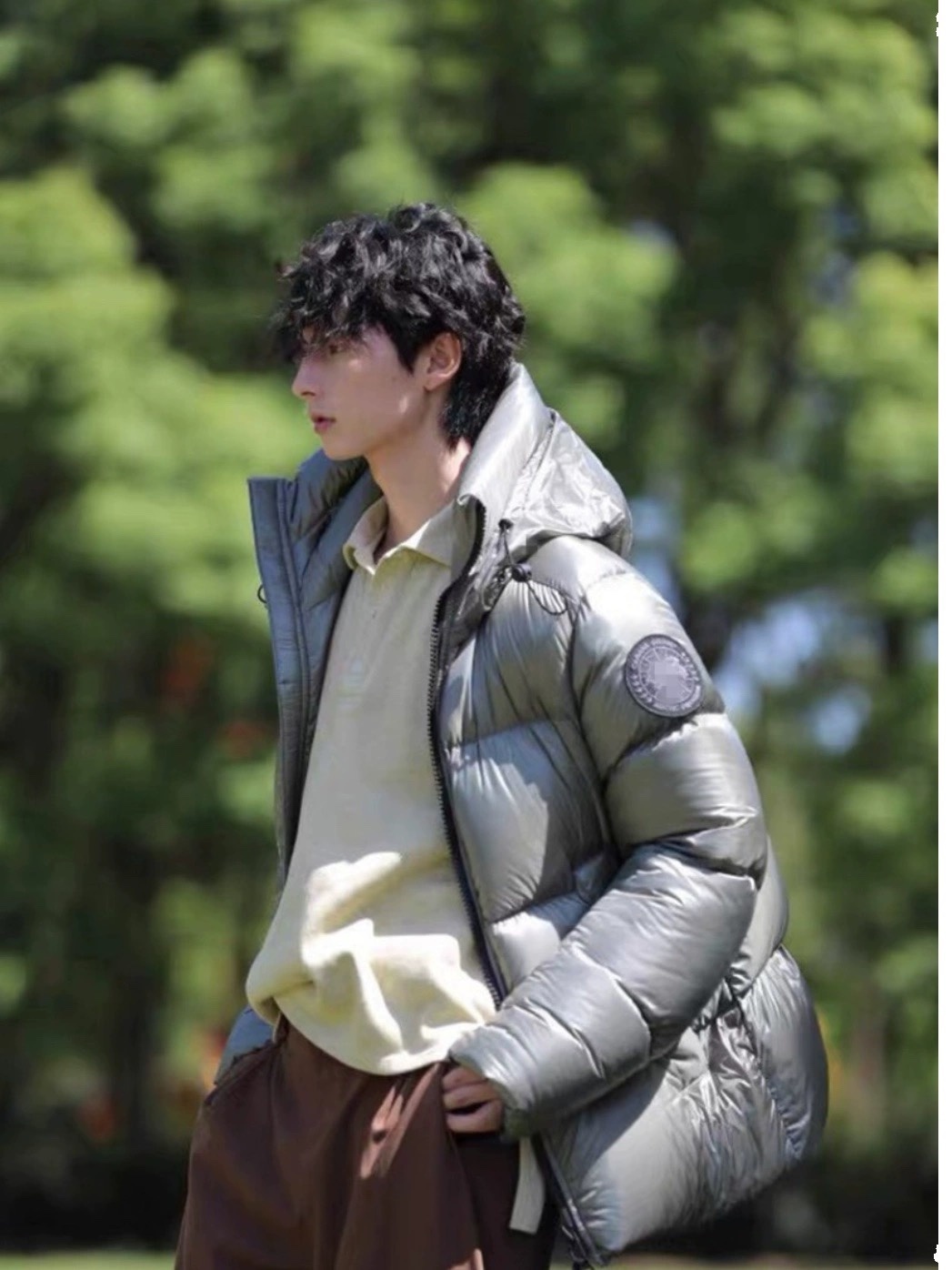 羽绒服-。 加拿大鹅 Crofton男女同款黑标羽绒服这款日常穿搭常备单品采用我们的可持续 Feathe
