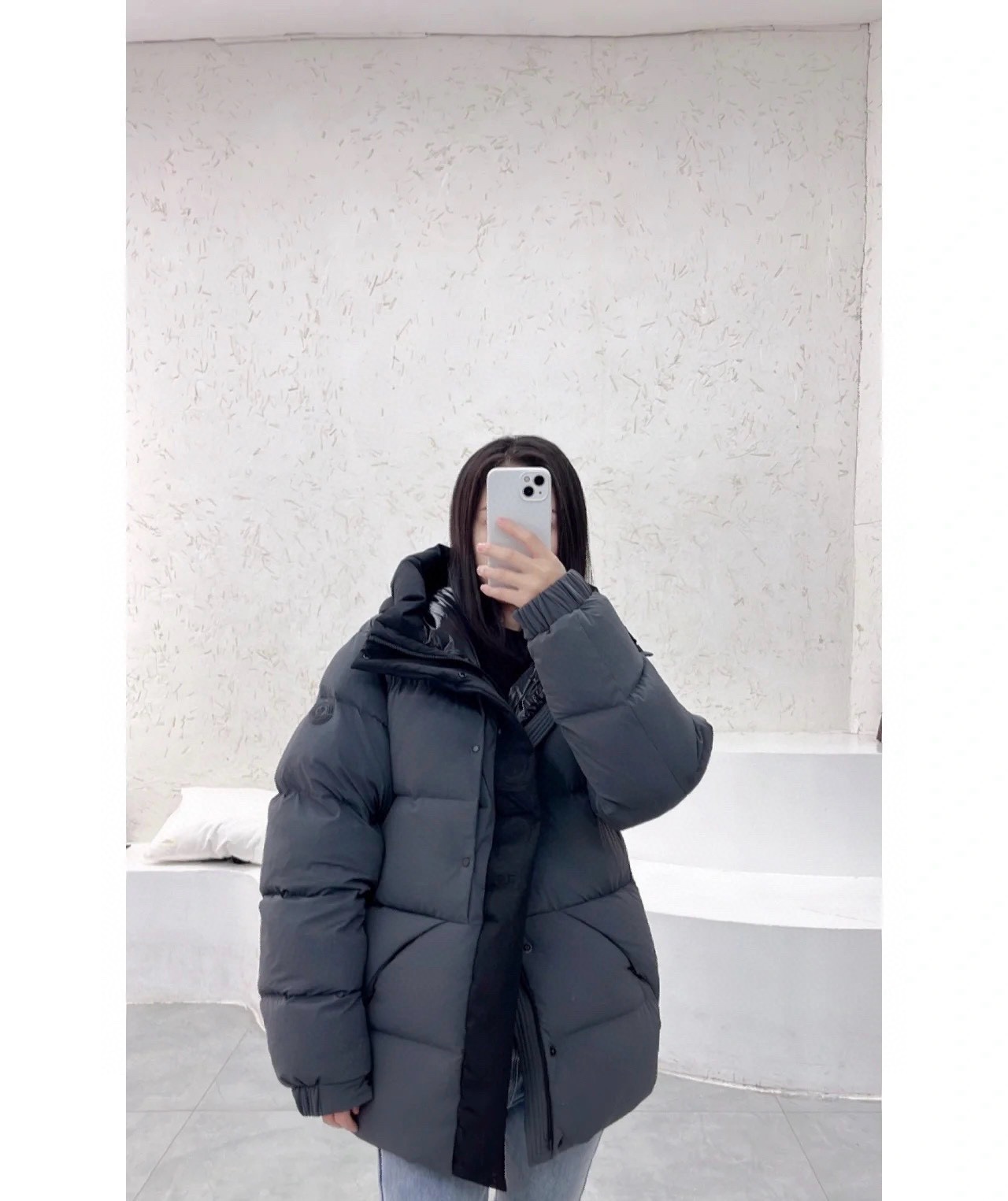 羽绒服-。 MC黑武士冬季爆款羽绒服 短款羽绒服浮雕门禁羽绒服面包服！磨砂利落色彩与剪裁打造干练姿态，身