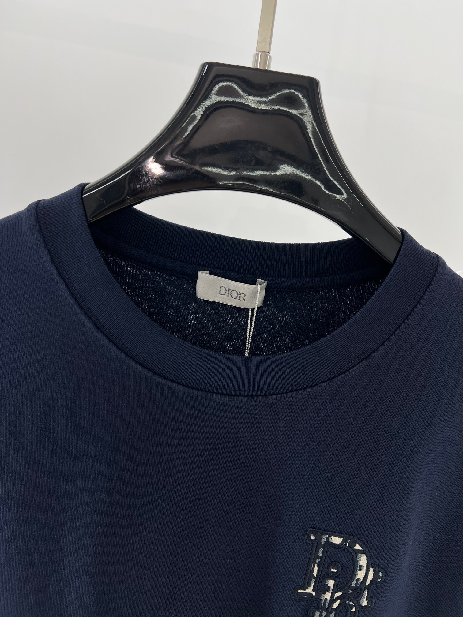 CD老花小标~夏季新款纯棉短袖T恤 高阶松弛感穿搭首选，经典老花小标刺绣，精致不张扬，低调彰显品味。高克