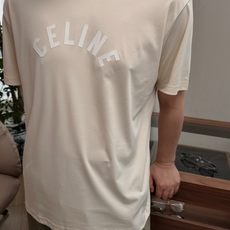 CE天丝亚麻混纺字母T 高阶松弛感之选~经典弧形CE字母标识,以高密胶印工艺呈现,利落挺括不软塌,低调中 CE天丝亚麻混纺字母T 高阶松弛感之选~经典弧形CE字母标识,以高密胶印工艺呈现,利落挺括不软塌,低调中