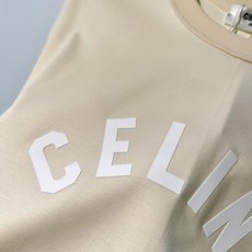 CE天丝亚麻混纺字母T 高阶松弛感之选~经典弧形CE字母标识,以高密胶印工艺呈现,利落挺括不软塌,低调中 CE天丝亚麻混纺字母T 高阶松弛感之选~经典弧形CE字母标识,以高密胶印工艺呈现,利落挺括不软塌,低调中