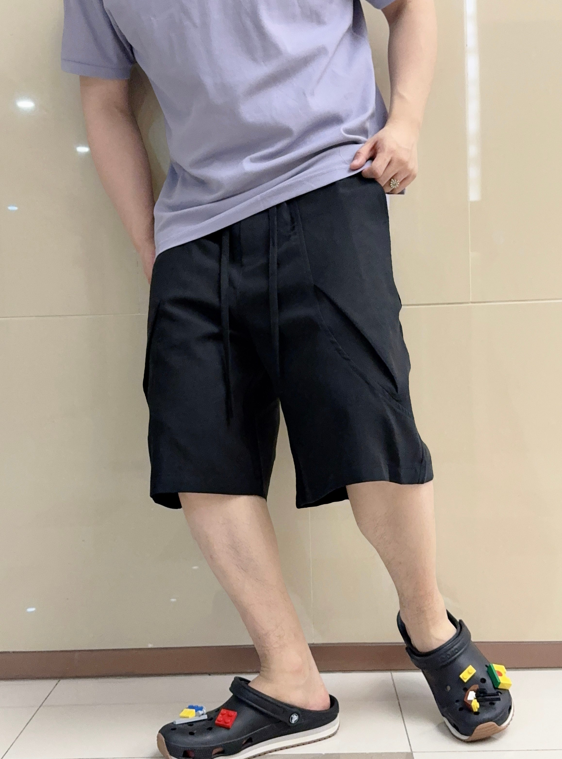 。 H凉感阔版休闲亚麻短裤｜夏日松弛感刚需神裤材质 天丝亚麻聚酯纤维混纺 超级亲肤凉爽 ➕以解构立体拼接