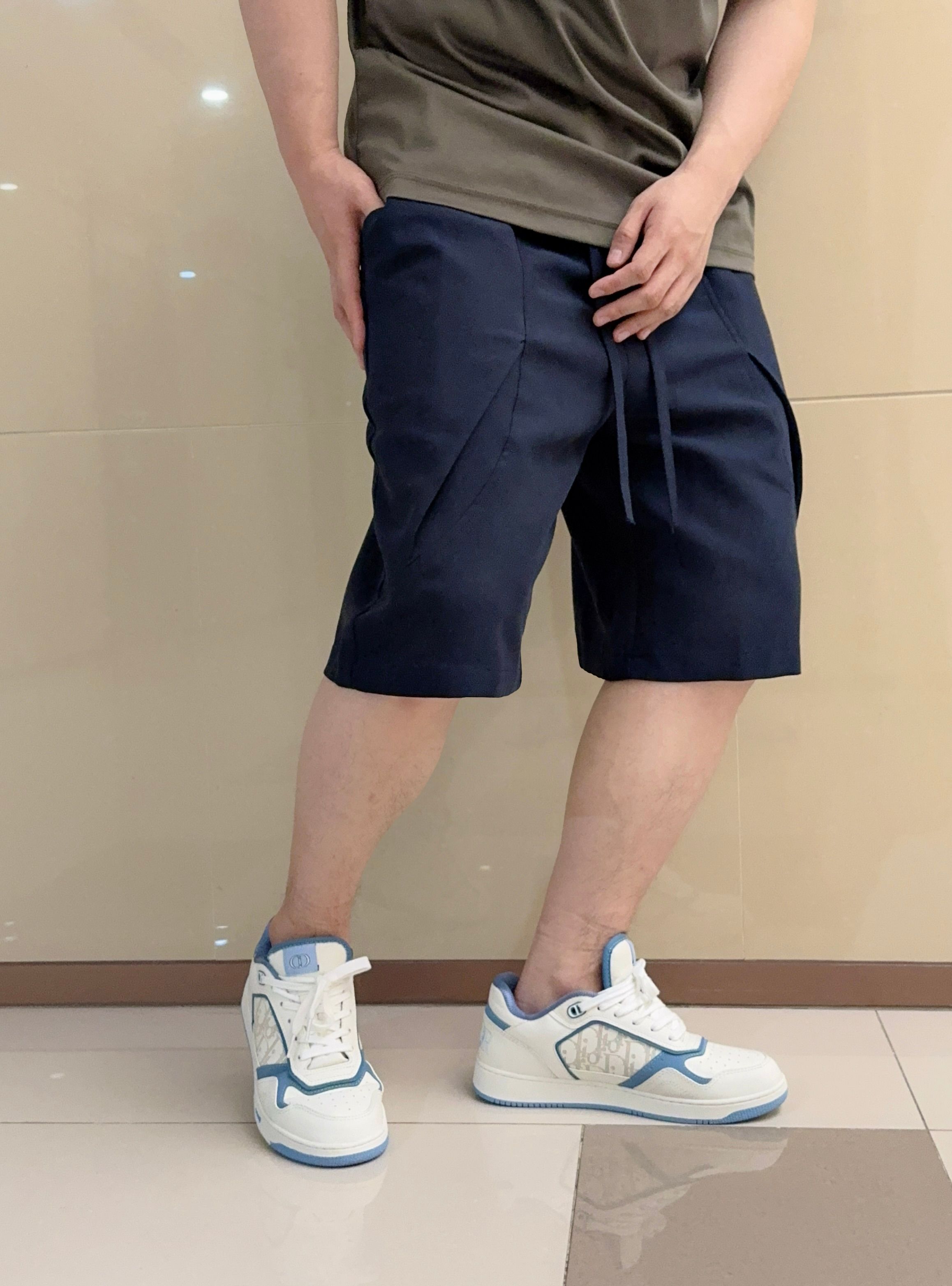 。 H凉感阔版休闲亚麻短裤｜夏日松弛感刚需神裤材质 天丝亚麻聚酯纤维混纺 超级亲肤凉爽 ➕以解构立体拼接