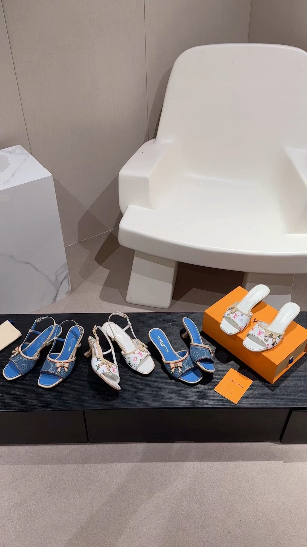 [Louis Vuitton Women