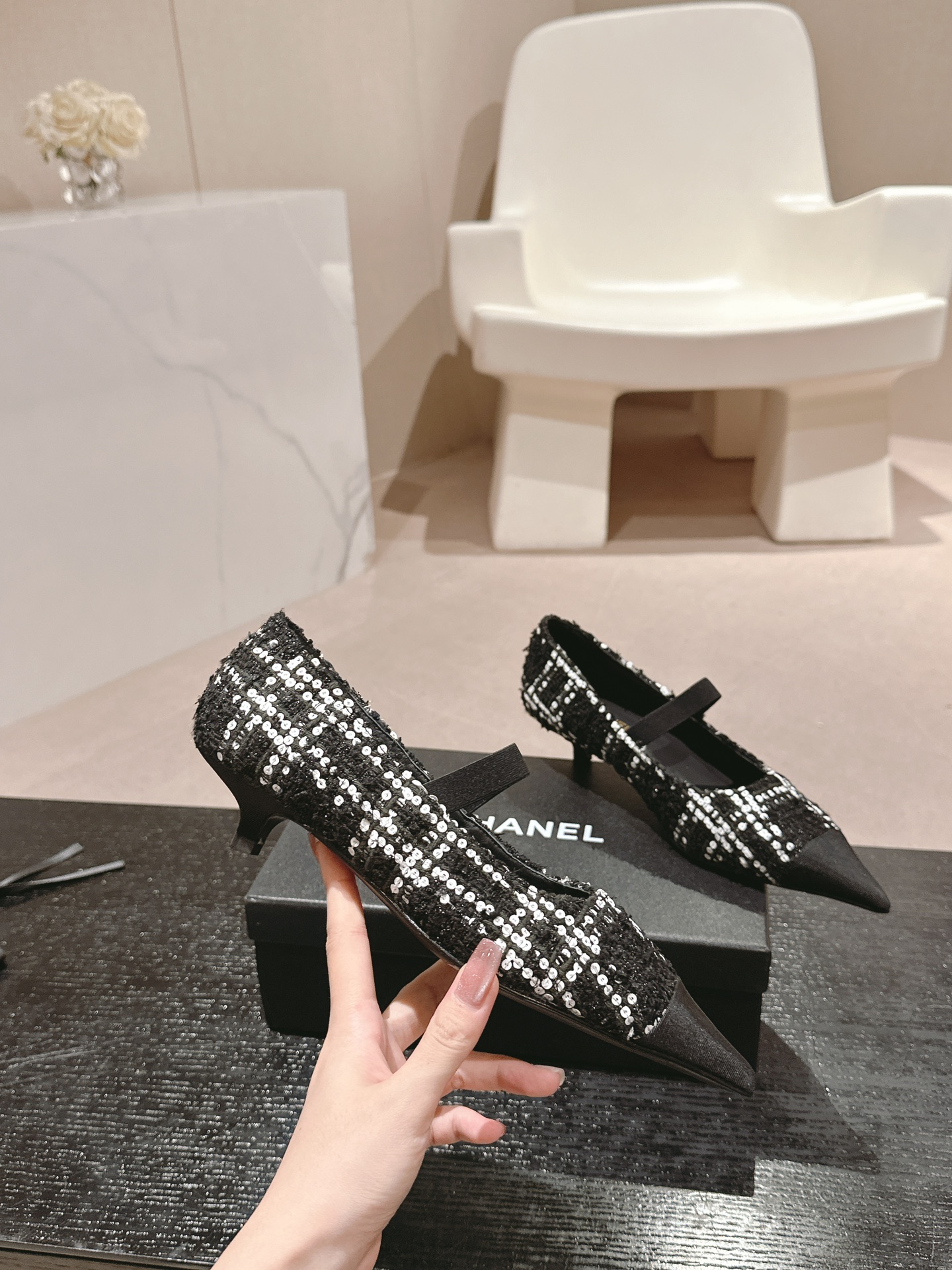 Louis Vuitton Haute Couture Haute Couture Ready-to-Wear Clothing Dress 4