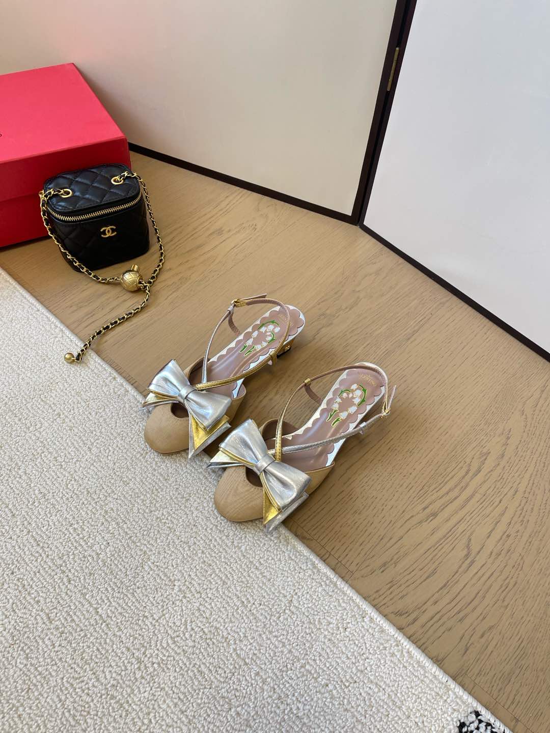 [Valentino Women