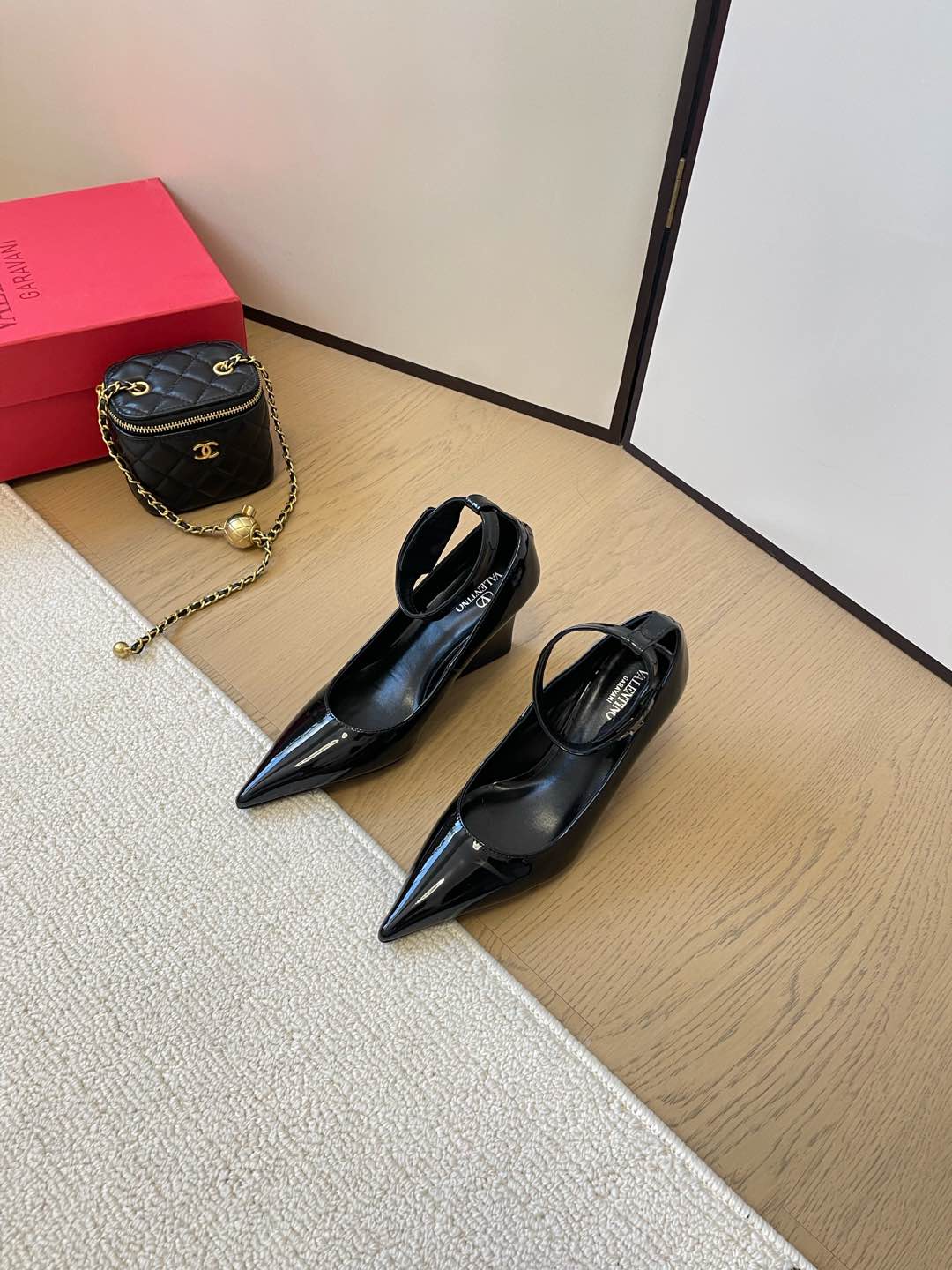 [Valentino Women