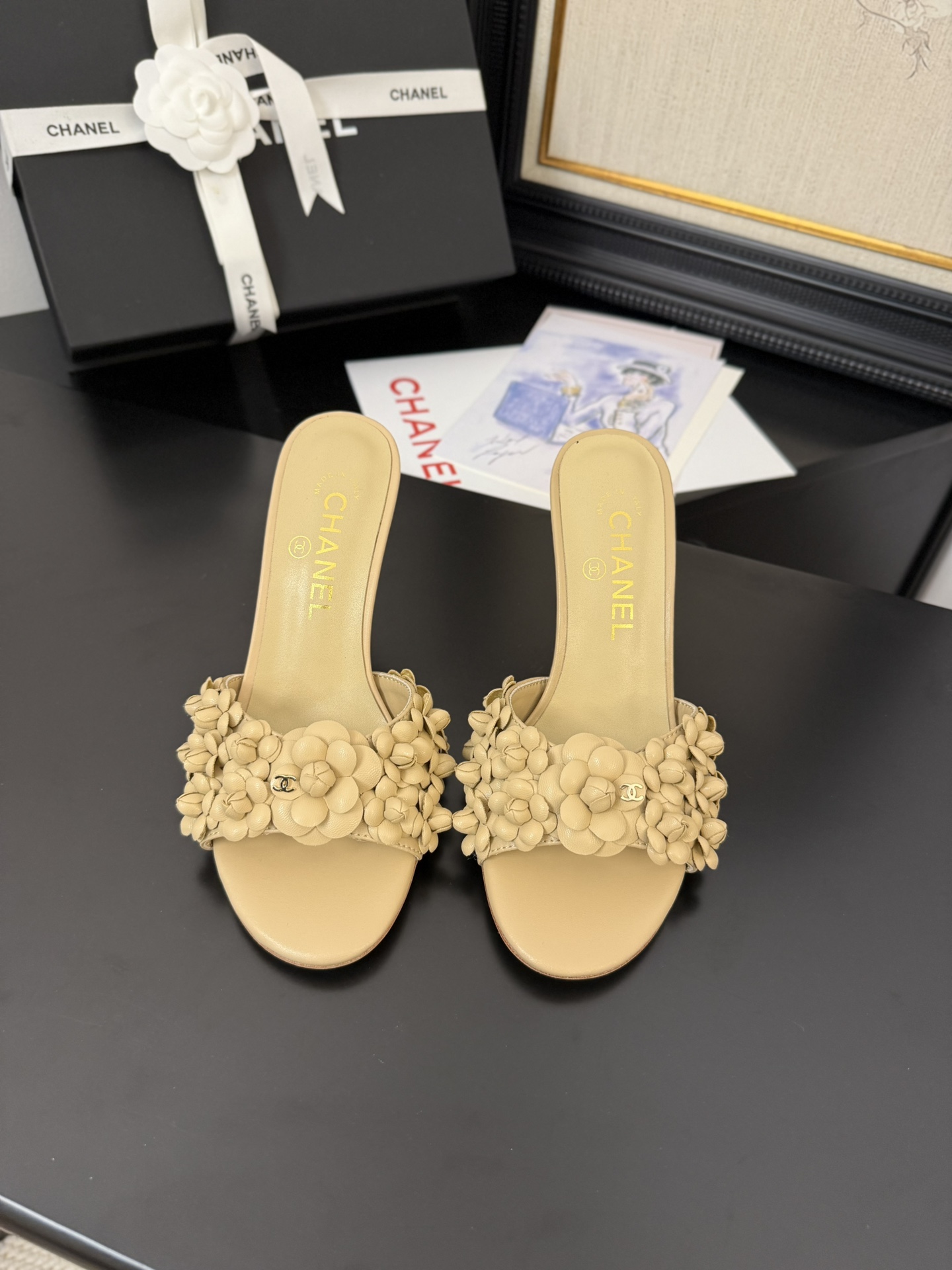 NO:237215,[Spot sale] *25 Counter [authentic grade] version!  !  Official catalog Numbers of codes 35, 36, 37, 38, 39 (34/40/41 Custom-made communication with customer service) are equipped with genuine Italian packaging, slippers, slippers19860909【现货发售】 *25 专柜【正品级】版本！！ 官方目录 码数35、36、37、38、39 (34/40/41 需要定做跟客服♂沟通)  均配有意大利正品包装,拖鞋,slippers,Women's Shoes