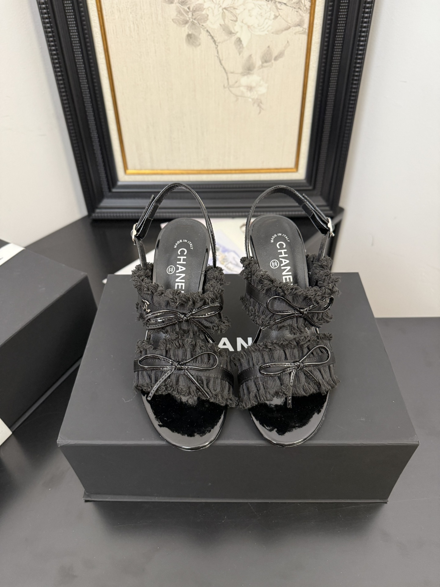 NO:237222,[Spot sale] *25 Counter [authentic grade] version!  !  Official catalog Numbers of codes 35, 36, 37, 38, 39 (34/40/41 Customized communication with customer service) Heel height 9cm / 6.5cm are all equipped with genuine Italian packaging, high heels, high heels19860909【现货发售】 *25 专柜【正品级】版本！！ 官方目录 码数35、36、37、38、39 (34/40/41 需要定做跟客服♂沟通)  跟高 9cm /6.5cm 均配有意大利正品包装,高跟鞋,high heels,Women's Shoes