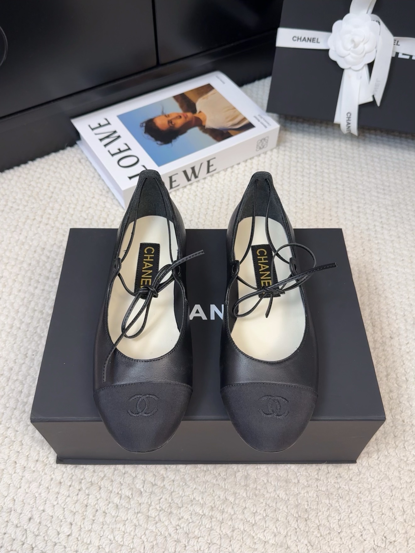 NO:237230,[Spot sale] *25 Counter [authentic grade] version!  !  Official catalog Numbers of codes 35, 36, 37, 38, 39 (34/40/41 Custom made and communicate with customer service) are equipped with genuine Italian packaging and single shoes19860909【现货发售】 *25 专柜【正品级】版本！！ 官方目录 码数35、36、37、38、39 (34/40/41 需要定做跟客服♂沟通)  均配有意大利正品包装,单鞋,Women's Shoes