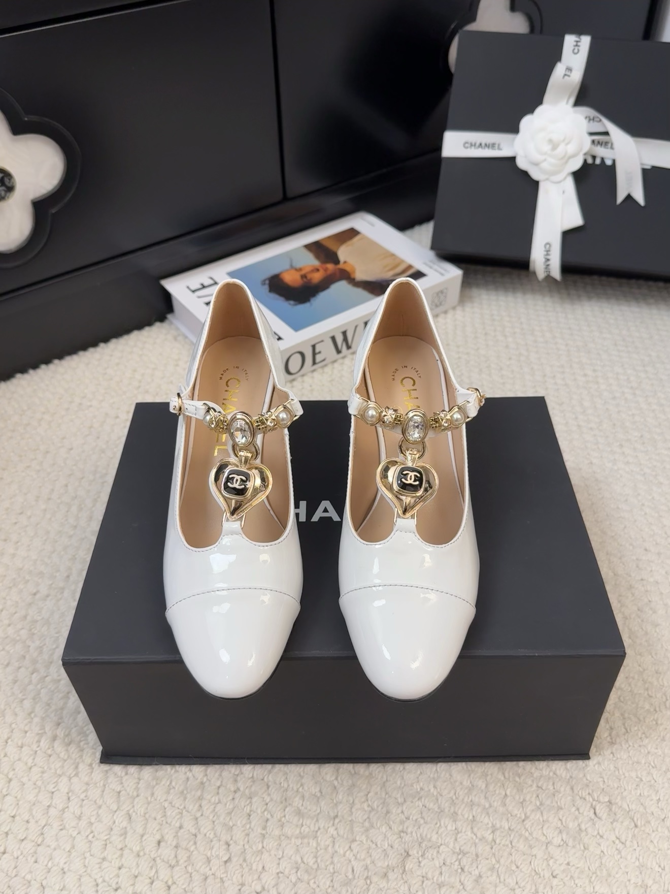 NO:237201,[Spot sale] *25 Counter [authentic grade] version!  !  Official catalog Numbers of codes 35, 36, 37, 38, 39 (34/40/41 Need to customize and communicate with customer service) High. 5.5cm is equipped with genuine Italian packaging, Mary Jane, Mary Jane19860909【现货发售】 *25 专柜【正品级】版本！！ 官方目录 码数35、36、37、38、39 (34/40/41 需要定做跟客服♂沟通) 跟高. 5.5cm 均配有意大利正品包装,玛丽珍,mary jane,Women's Shoes