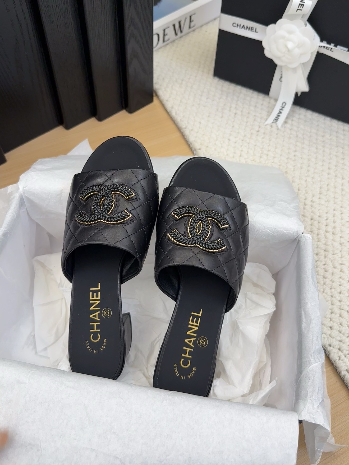 Elegant Women's Mules with Block Heel and Iconic CC Logo, Premium Quality 8 i1742150468 1919 4
