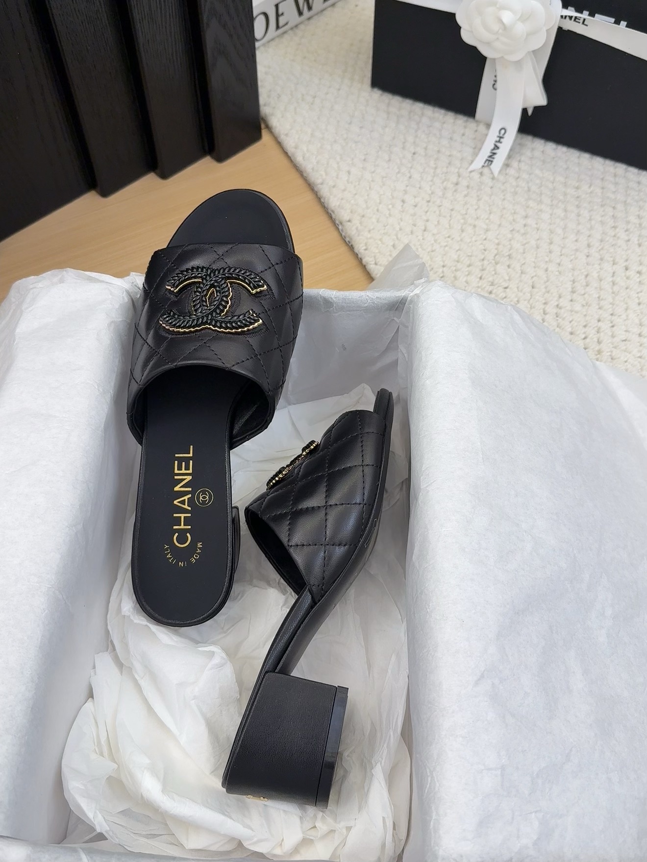 Elegant Women's Mules with Block Heel and Iconic CC Logo, Premium Quality 9 i1742150468 2041 5