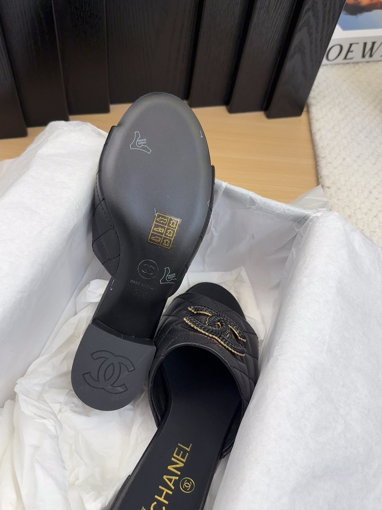 Elegant Women's Mules with Block Heel and Iconic CC Logo, Premium Quality 10 i1742150468 9904 7