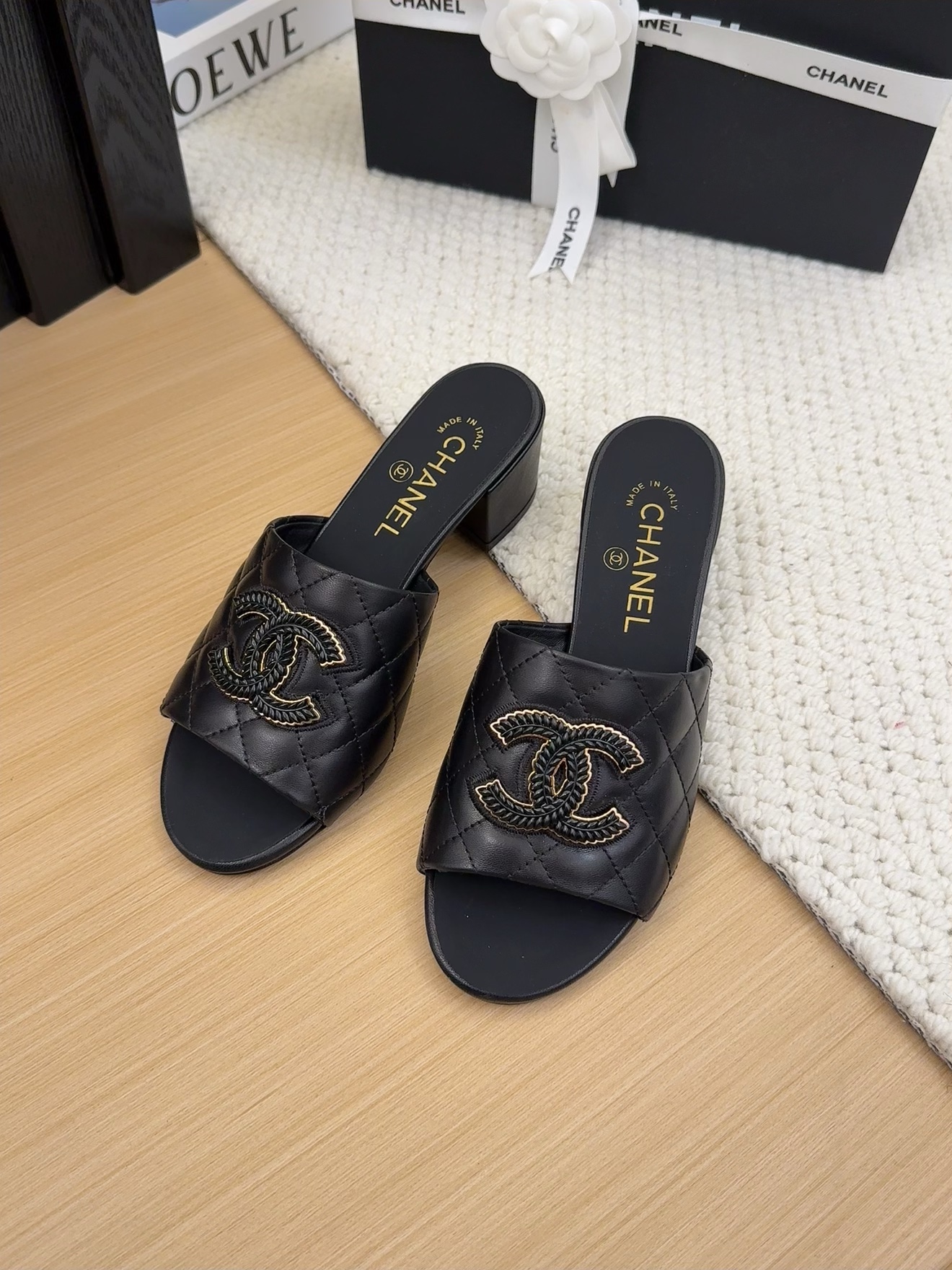 Elegant Women's Mules with Block Heel and Iconic CC Logo, Premium Quality 3 i1742150472 9549 0