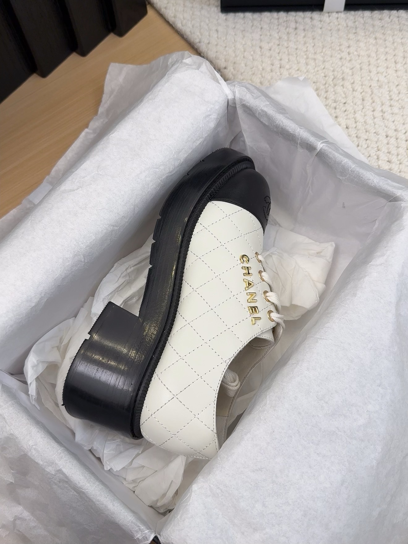 Elegant Chanel-Style Oxfords with Quilted Design and Block Heel 7 i1742187228 5111 7