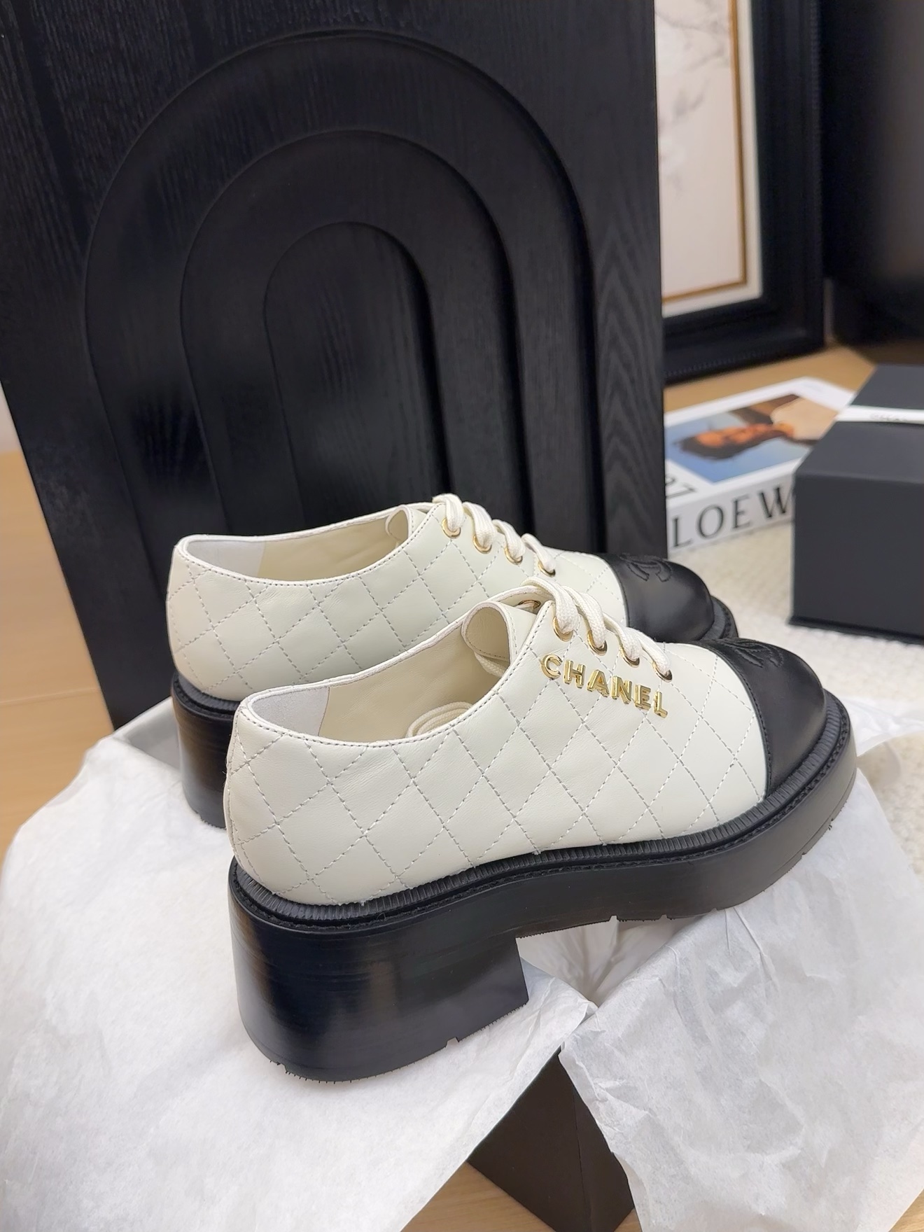 Elegant Chanel-Style Oxfords with Quilted Design and Block Heel 8 i1742187228 6181 3