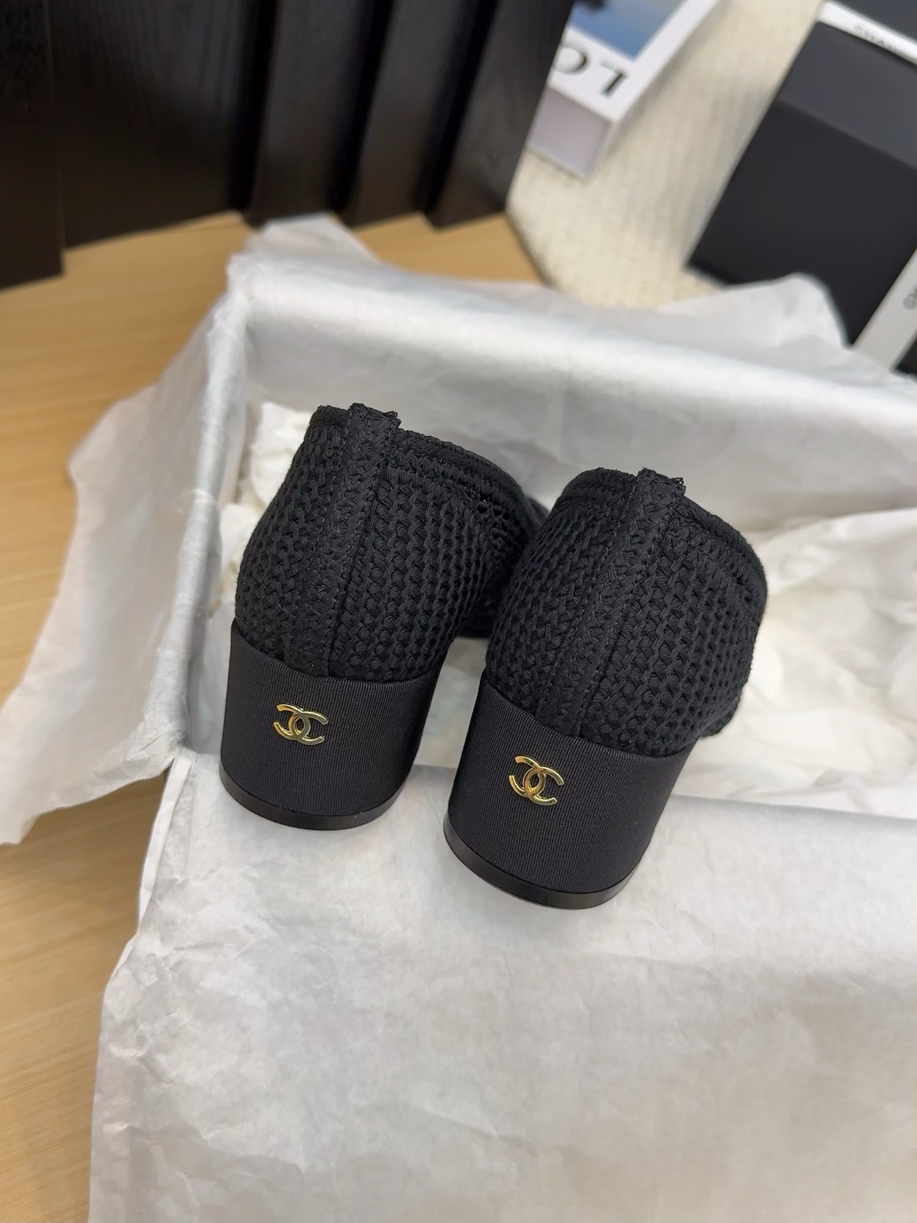 Chanel 25p Woven Ballet Pumps with Block Heel - Elegant & Comfortable 9 i1742387849 4754 1