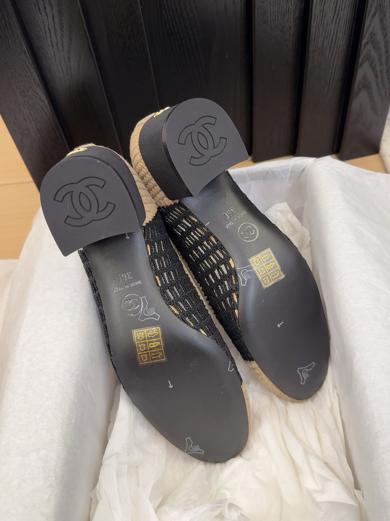 Chanel 25P Woven Ballet Pumps with Block Heel - Elegant & Comfortable 10 i1742387908 364 0