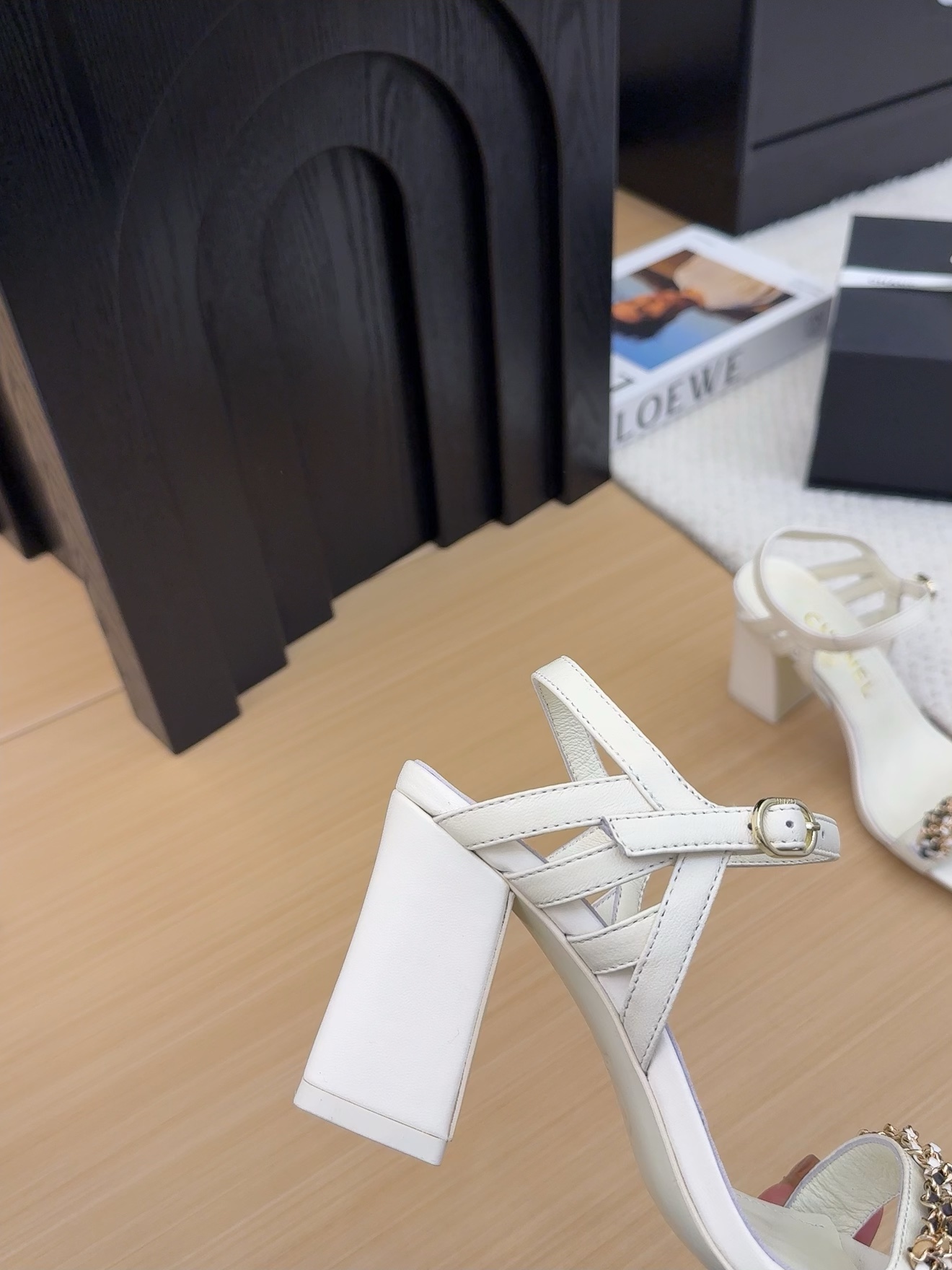 Chanel 25 White Leather Heeled Sandals with Chain Detail and Ankle Strap 5 i1742487264 7644 0