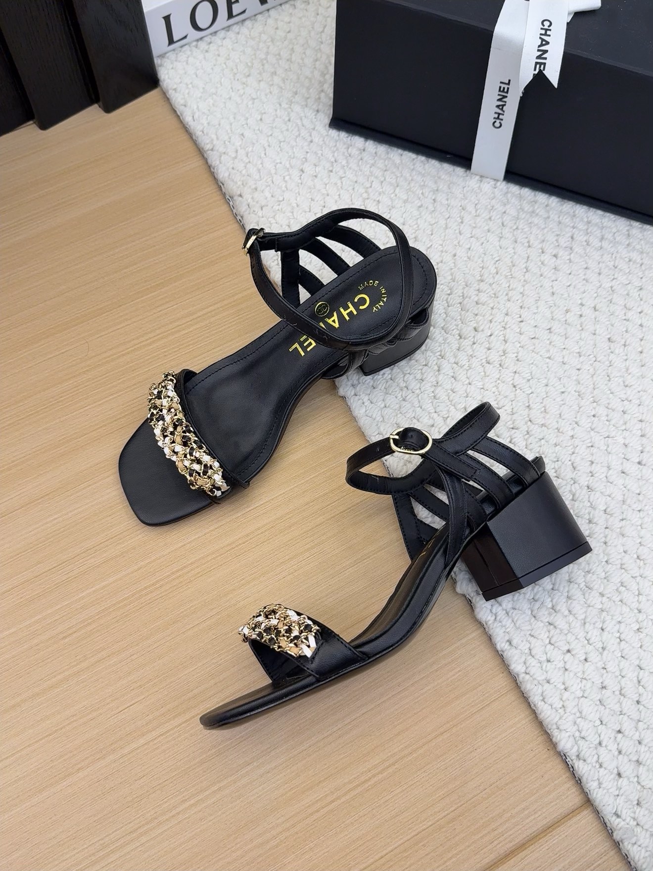 CHANEL Women's Leather Sandals with Chain Detail - Stylish & Comfortable 2 i1742488056 4876 0