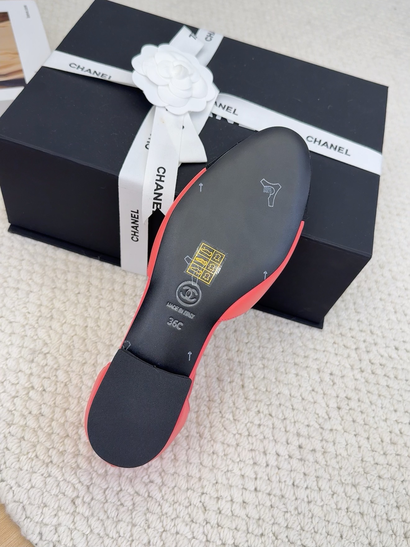 Elegant Ballet Flats - Leather T-Strap Pointed Toe Shoes for Women 10 i1742499162 9751 1