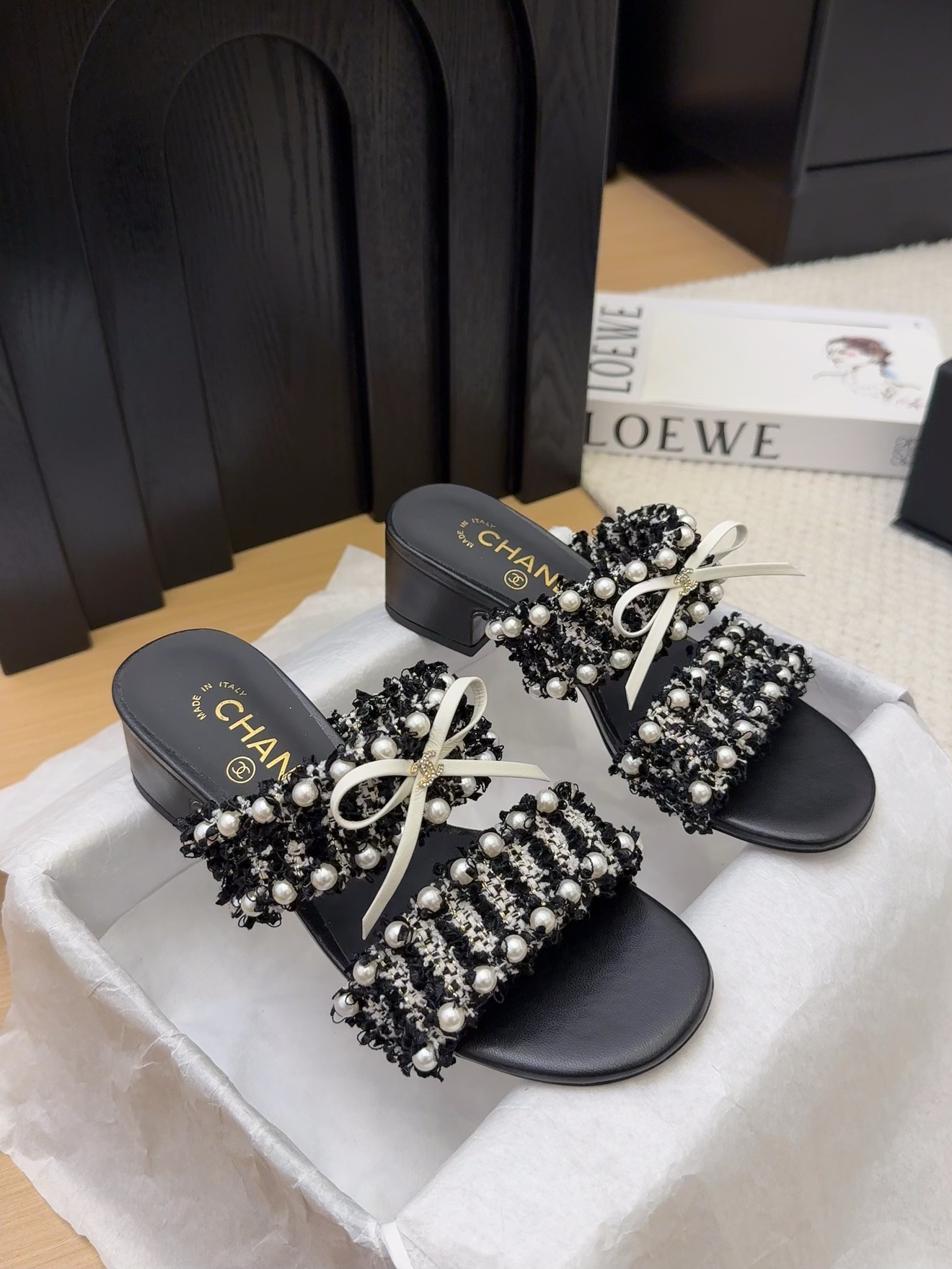 Elegant Chanel Women's Sandals with Pearl Embellishments, Black and White 5 i1742905022 4258 1
