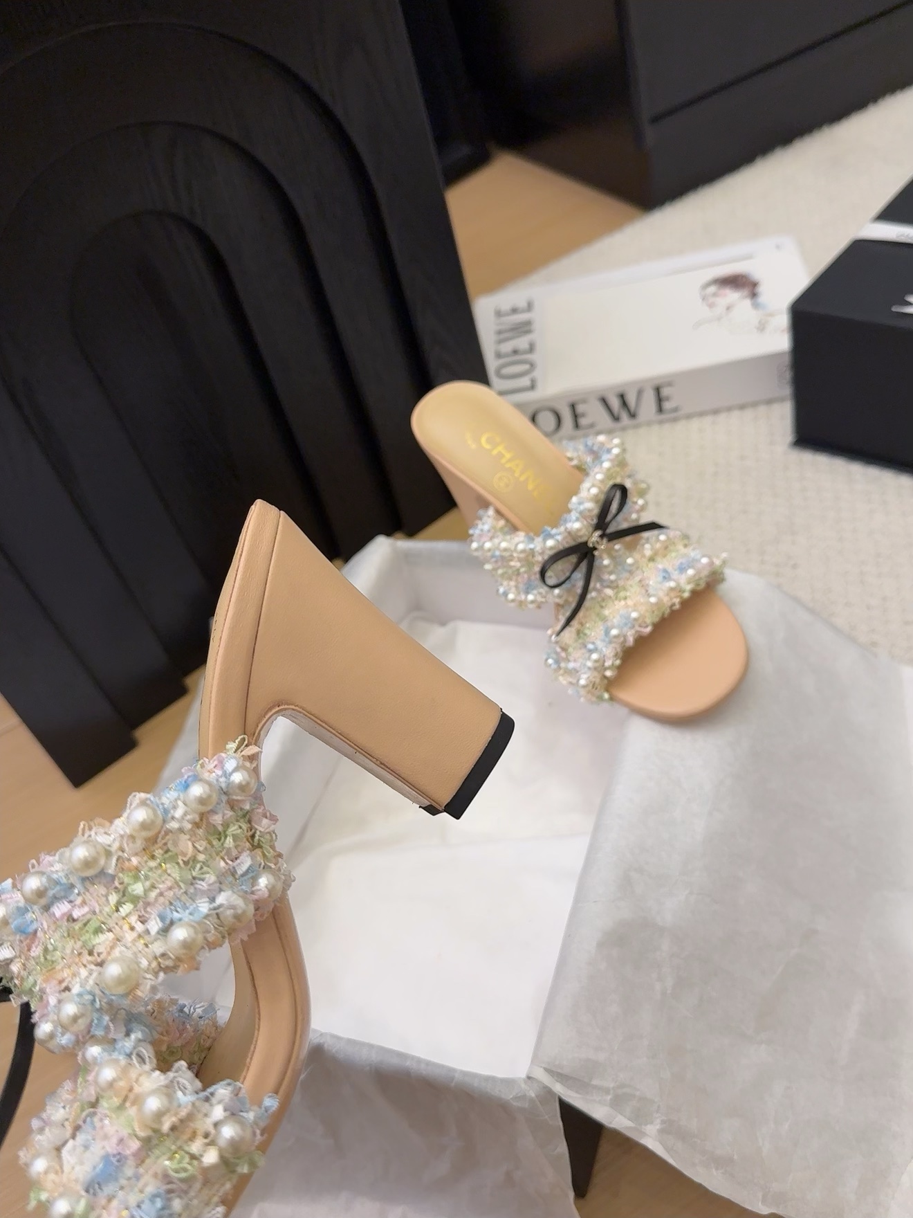 Elegant Tweed Block Heel Sandals Embellished with Pearls and Bows 10 i1742905153 2141 5