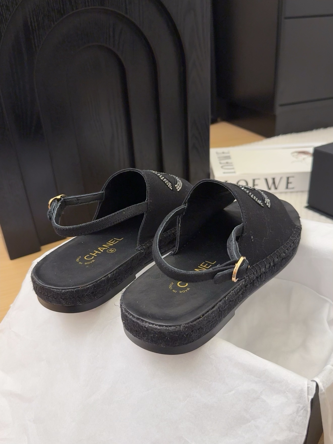 Elegant Chanel Espadrille Sandals - Classic Style with Iconic CC Logo 7 i1743053117 4221 2