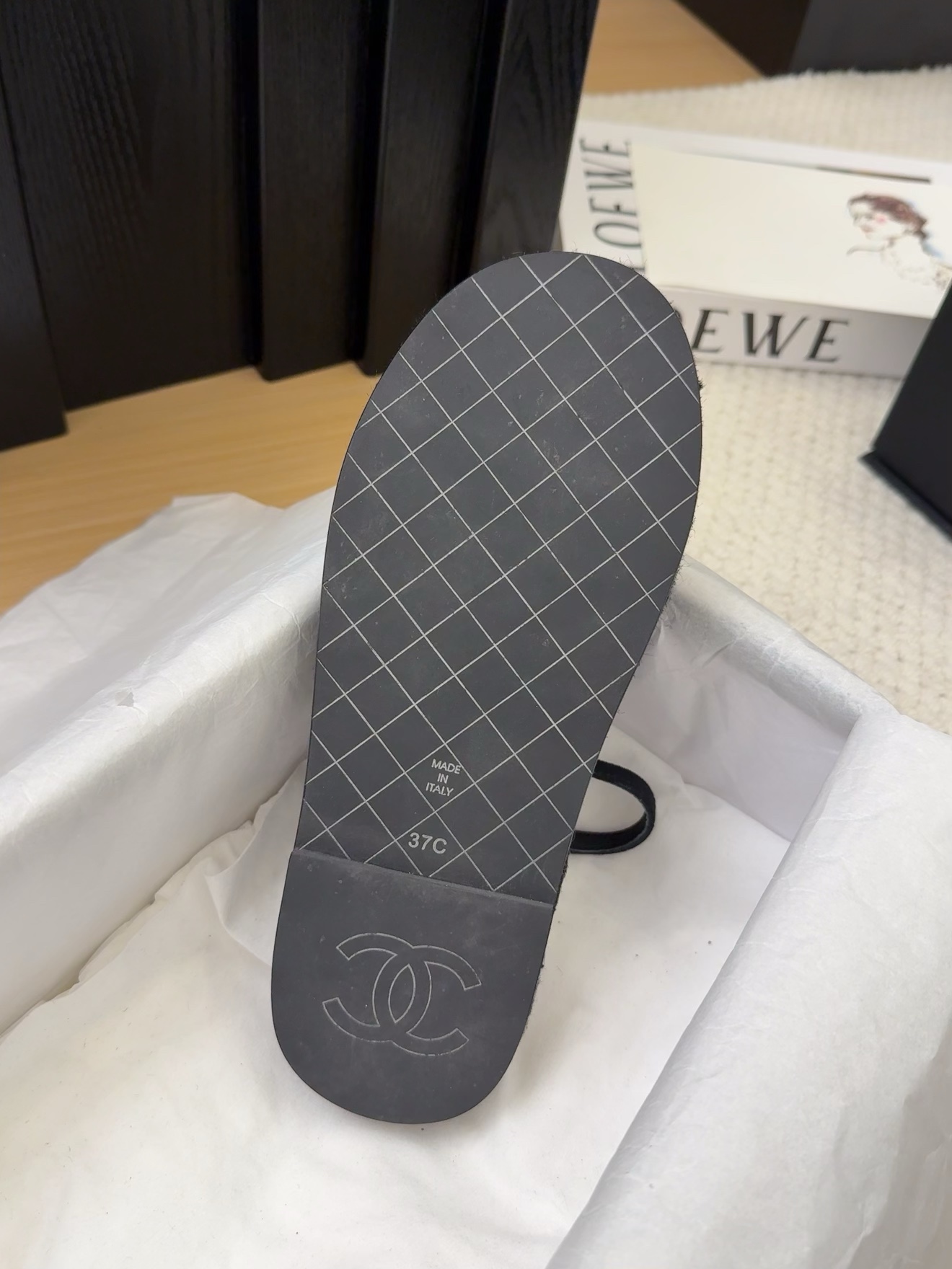 Elegant Chanel Espadrille Sandals - Classic Style with Iconic CC Logo 8 i1743053117 4982 3