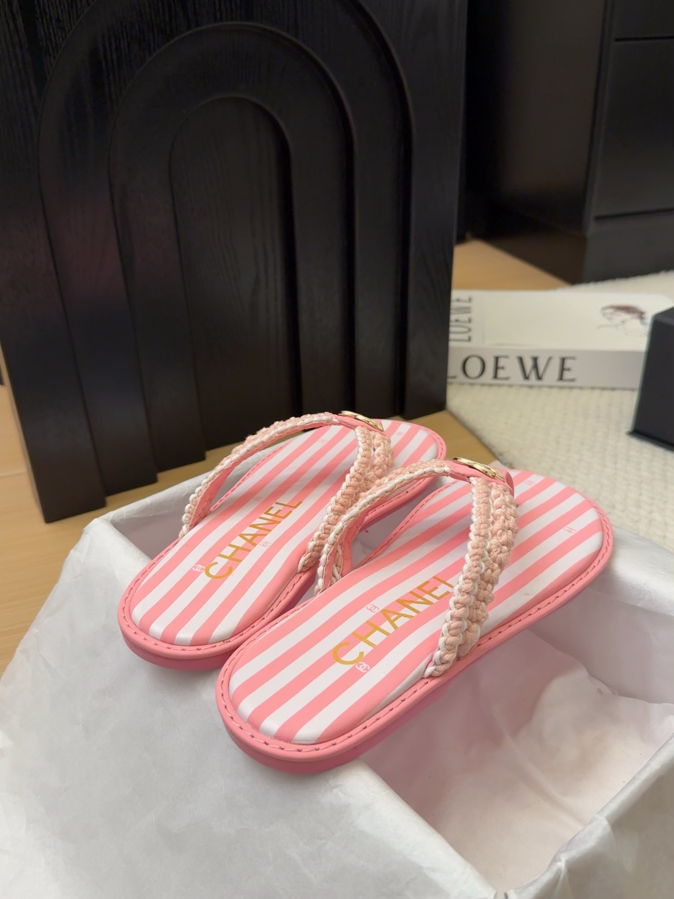Elegant Chanel Pink Striped Thong Sandals Women's Summer Beach Shoes Size 35-39 8 i1743063207 1738 8