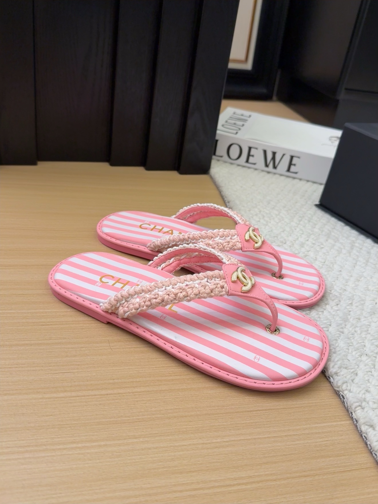 Elegant Chanel Pink Striped Thong Sandals Women's Summer Beach Shoes Size 35-39 4 i1743063207 1846 3