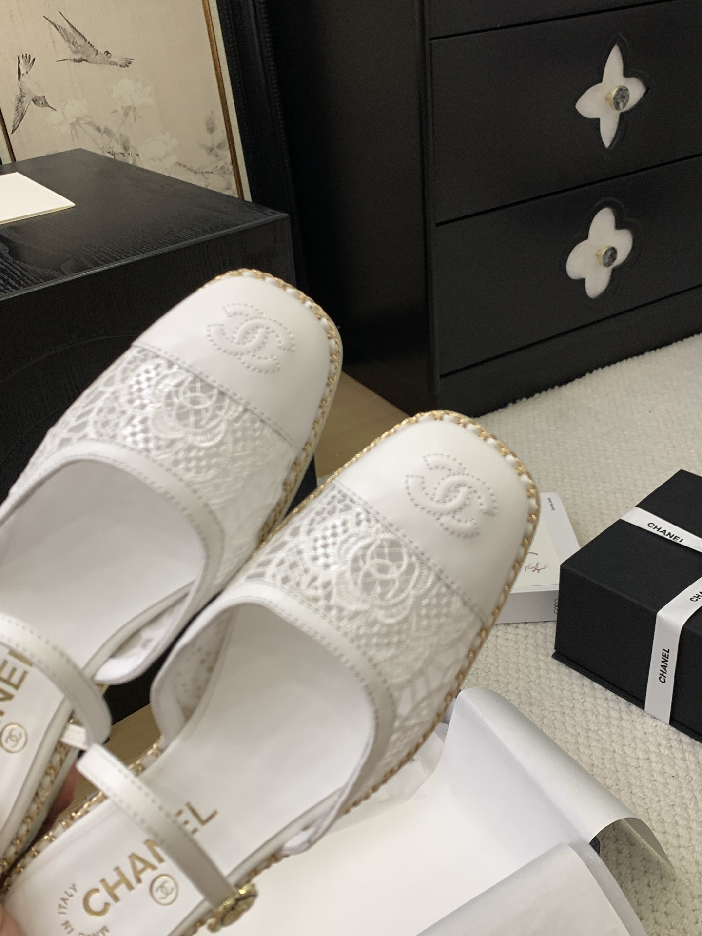 Elegant Chanel White Lace Mules - Authentic Design, Italian Packaging Included 5 i1743170686042 3218 0 3