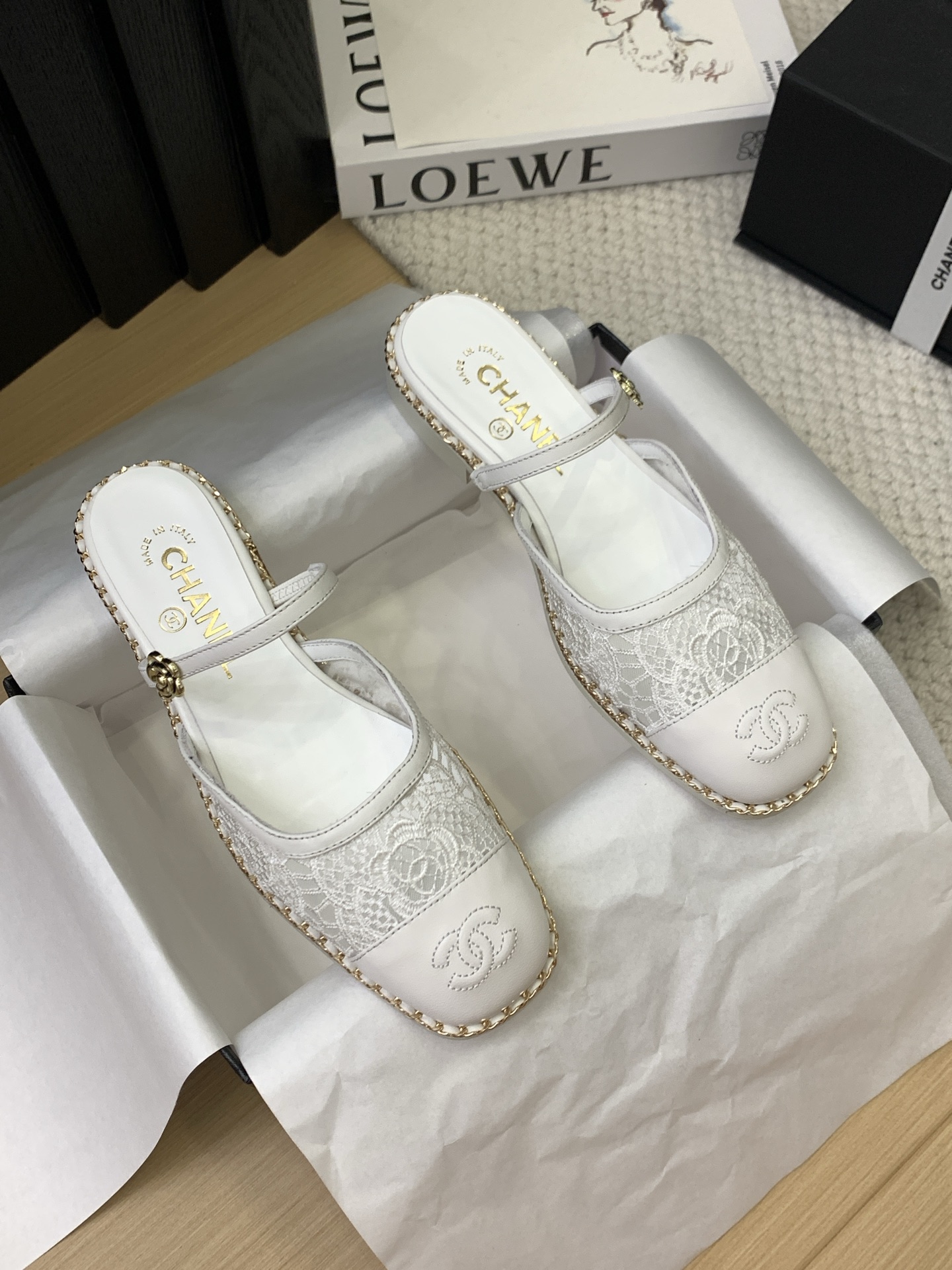 Elegant Chanel White Lace Mules - Authentic Design, Italian Packaging Included 4 i1743170687287 9098 0 2