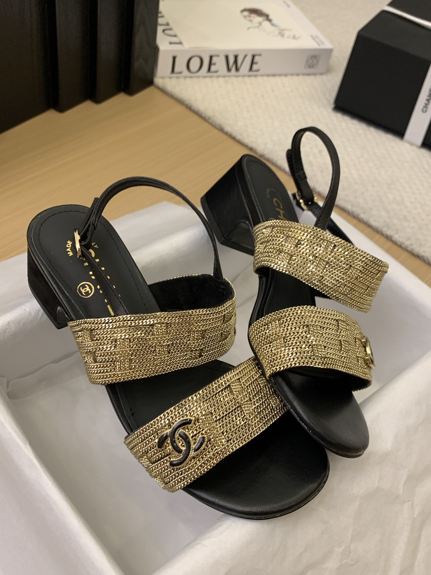 Elegant Chanel Women's Sandals with Gold Chain Detail, Italian Packaging 5 i1743199301750 7594 0 3