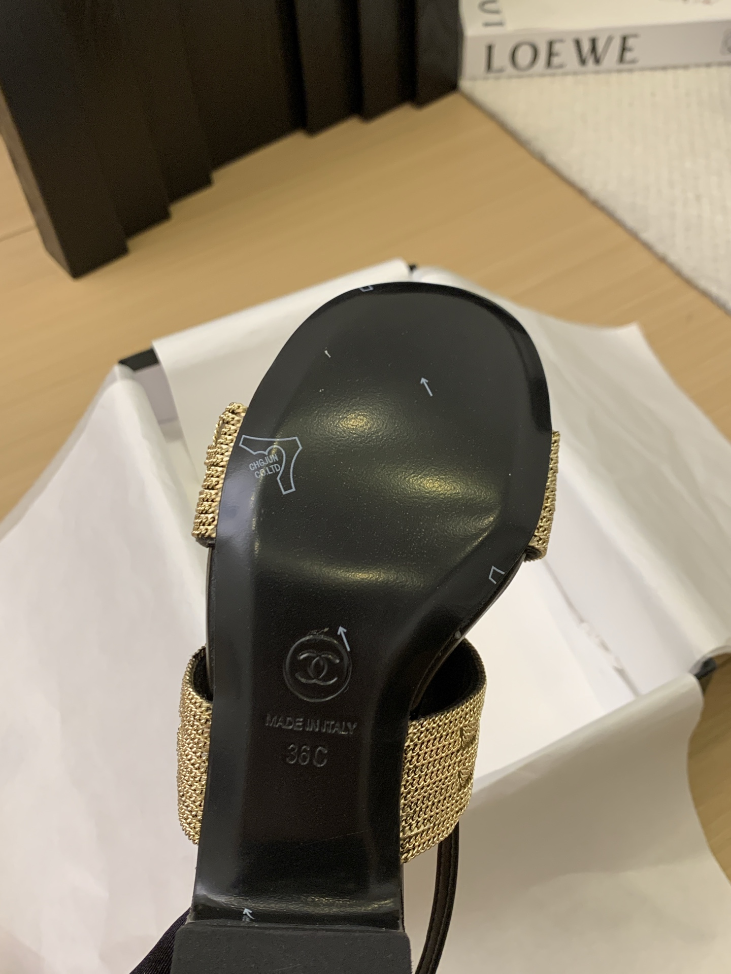 Elegant Chanel Women's Sandals with Gold Chain Detail, Italian Packaging 10 i1743199301904 3437 0 8