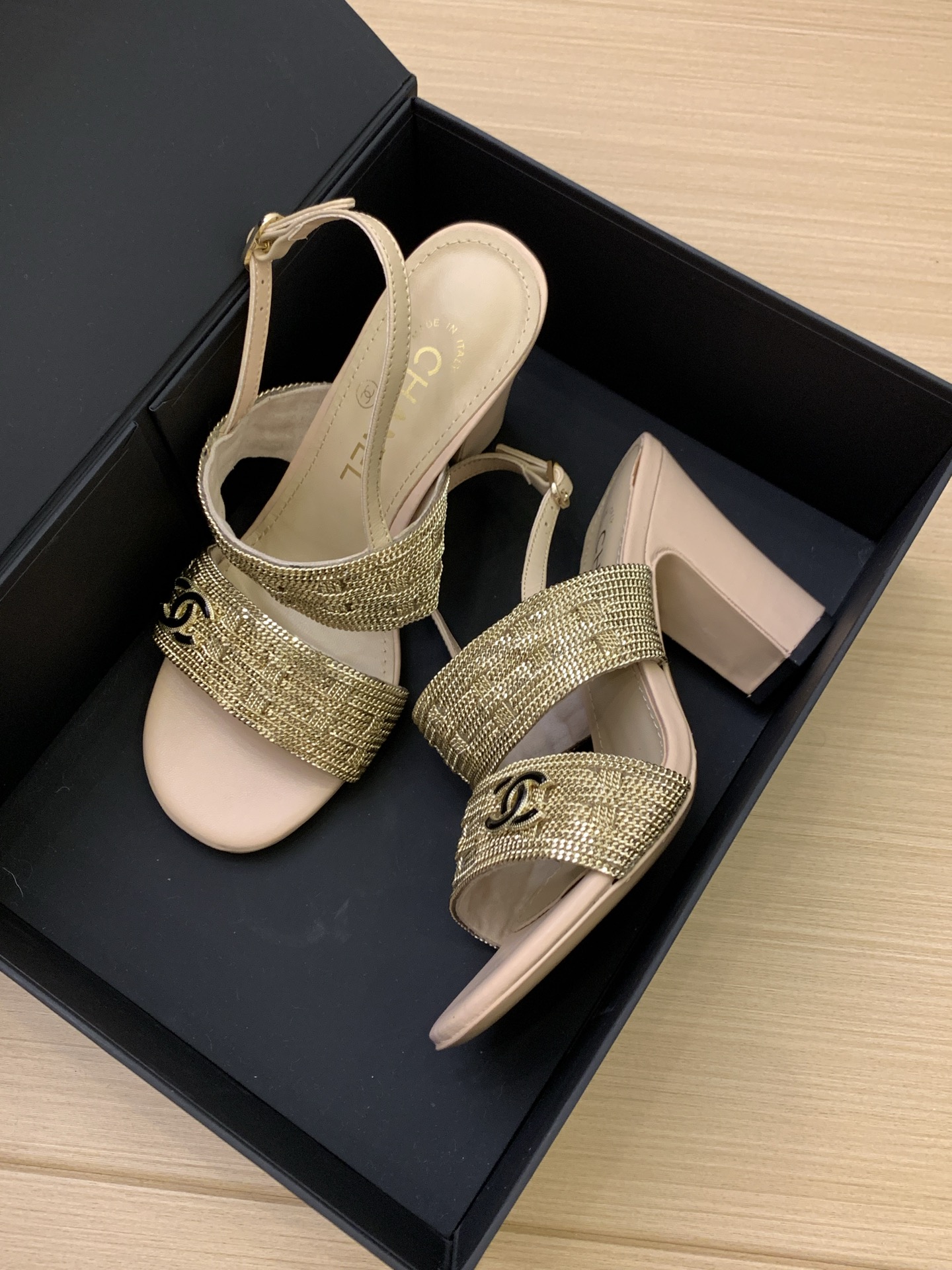Elegant Chanel 25 Heels with Gold Chain Detail and Italian Packaging 3 i1743203075650 4399 0 0