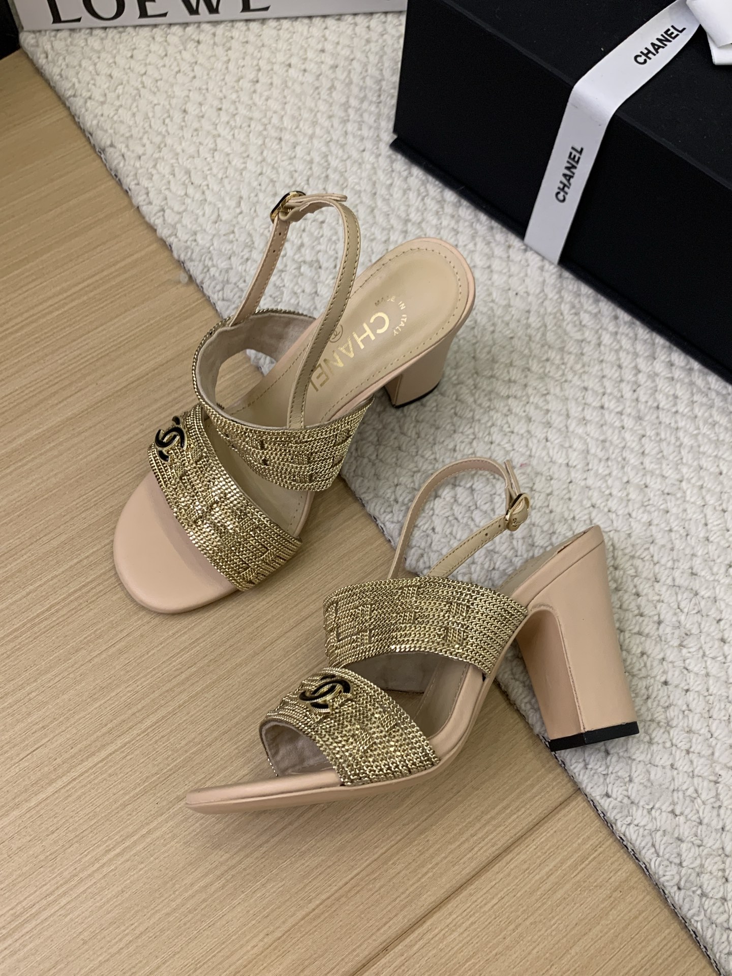 Elegant Chanel 25 Heels with Gold Chain Detail and Italian Packaging 4 i1743203075767 902 0 1