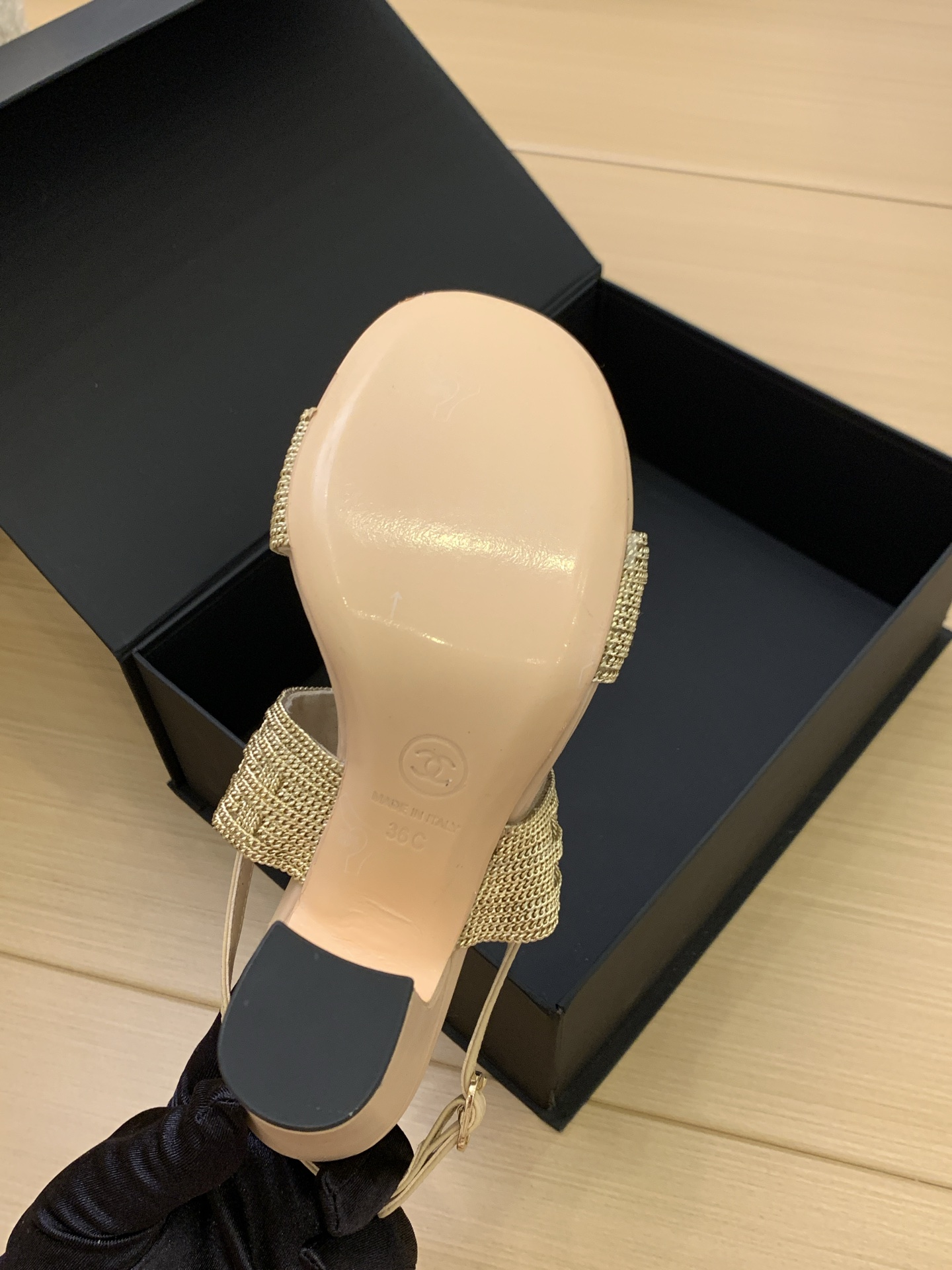 Elegant Chanel 25 Heels with Gold Chain Detail and Italian Packaging 9 i1743203075977 4576 0 7