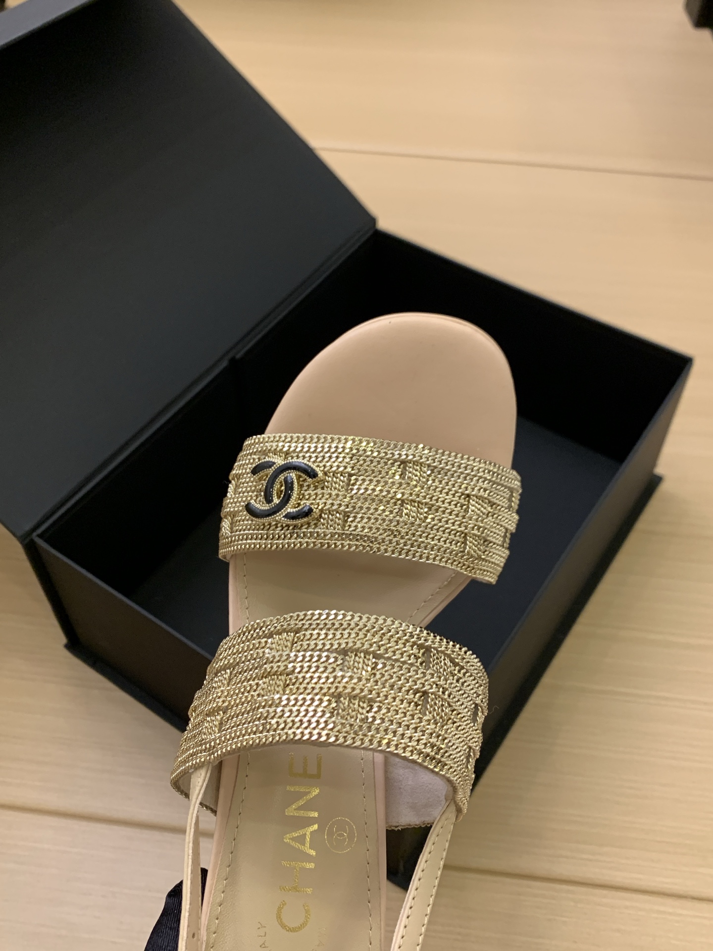 Elegant Chanel 25 Heels with Gold Chain Detail and Italian Packaging 6 i1743203077952 3083 0 4