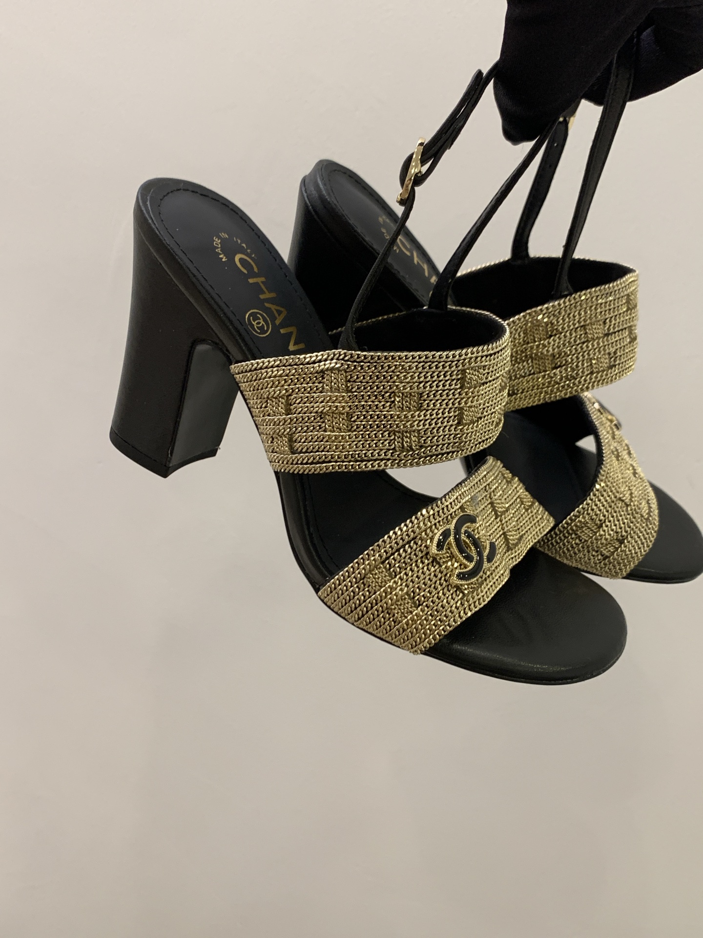 Elegant Chanel Slingback Sandals - Black and Gold, Authentic Italian Packaging 7 i1743203376235 8349 0 5