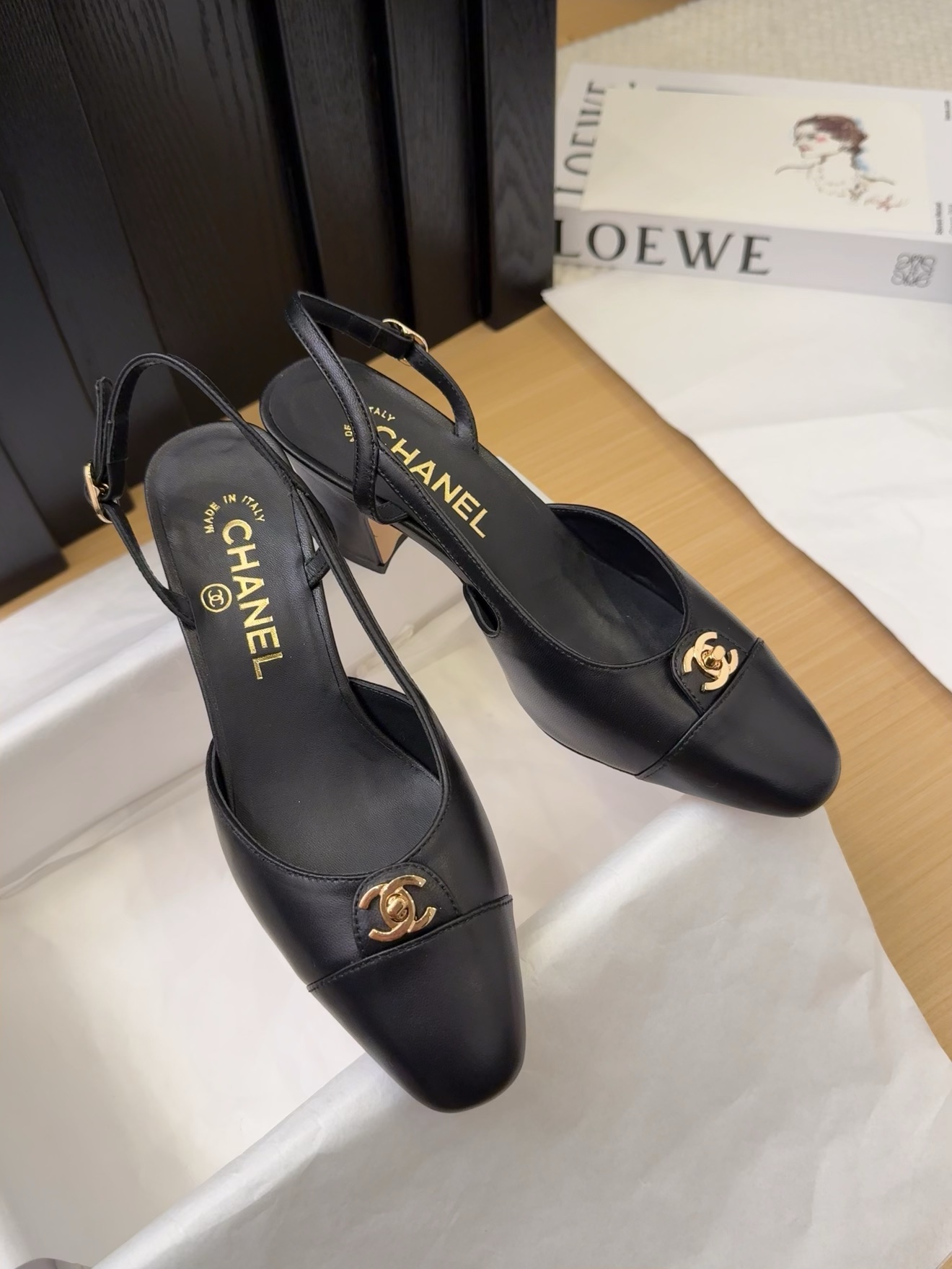 Elegant Leather Heeled Slingbacks - Iconic Design, Ultimate Comfort 9 i1743329013 8425 2